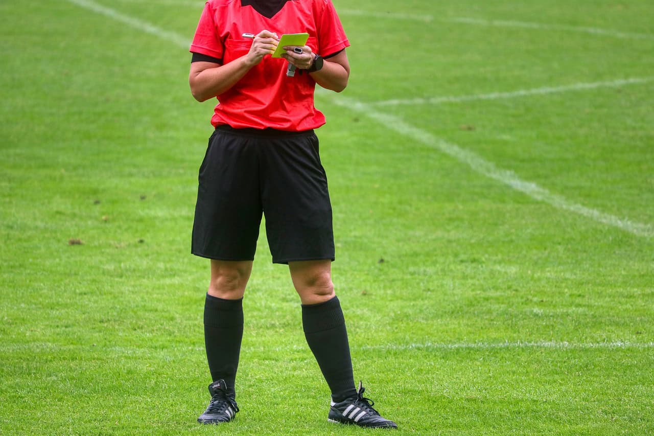 football referee VAR