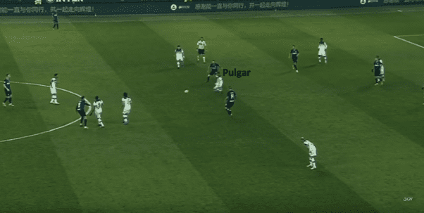 Erick Pulgar 2019/20 - scout report - tactical analysis tactics