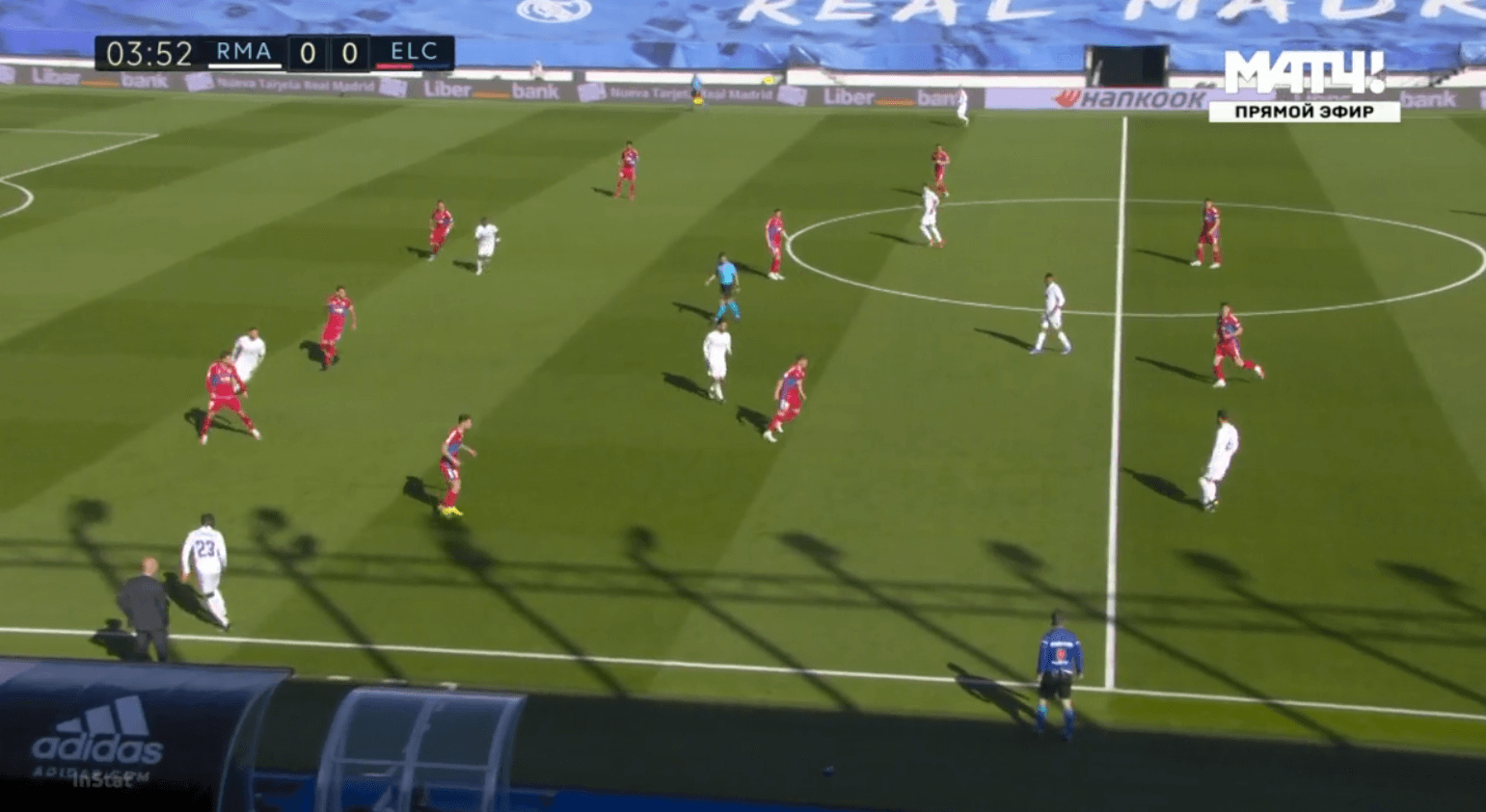 How Elche's disciplined low-block restricted Madrid to very low quality shots. - tactical analysis tactics