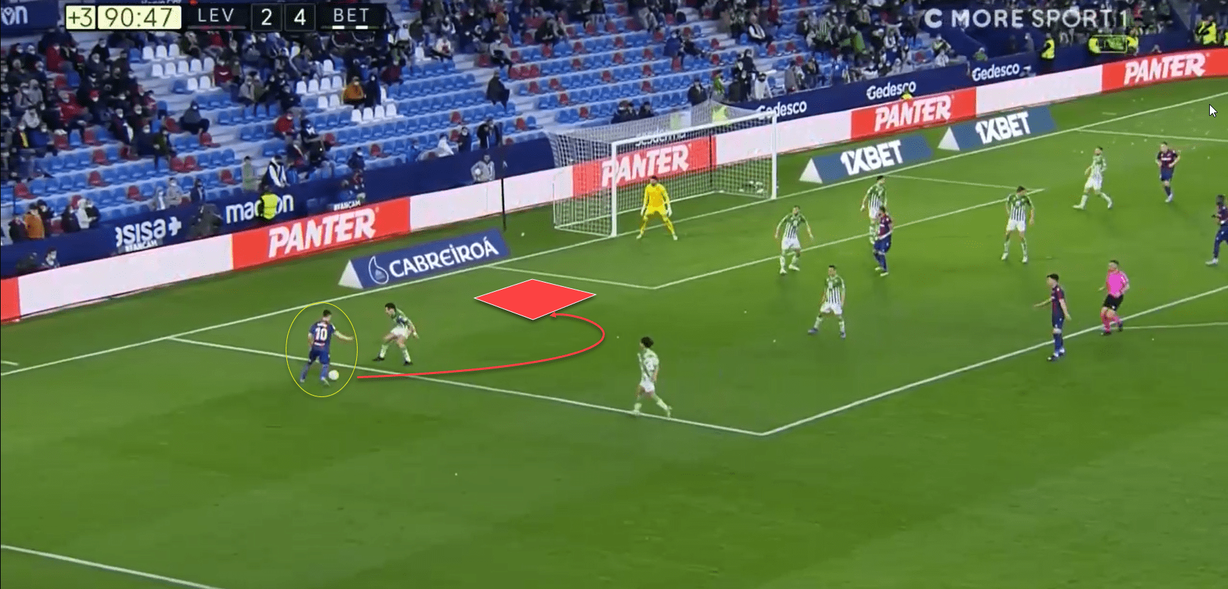 Enis Bardhi at levante 2021/22: scout report tactical analysis tactics