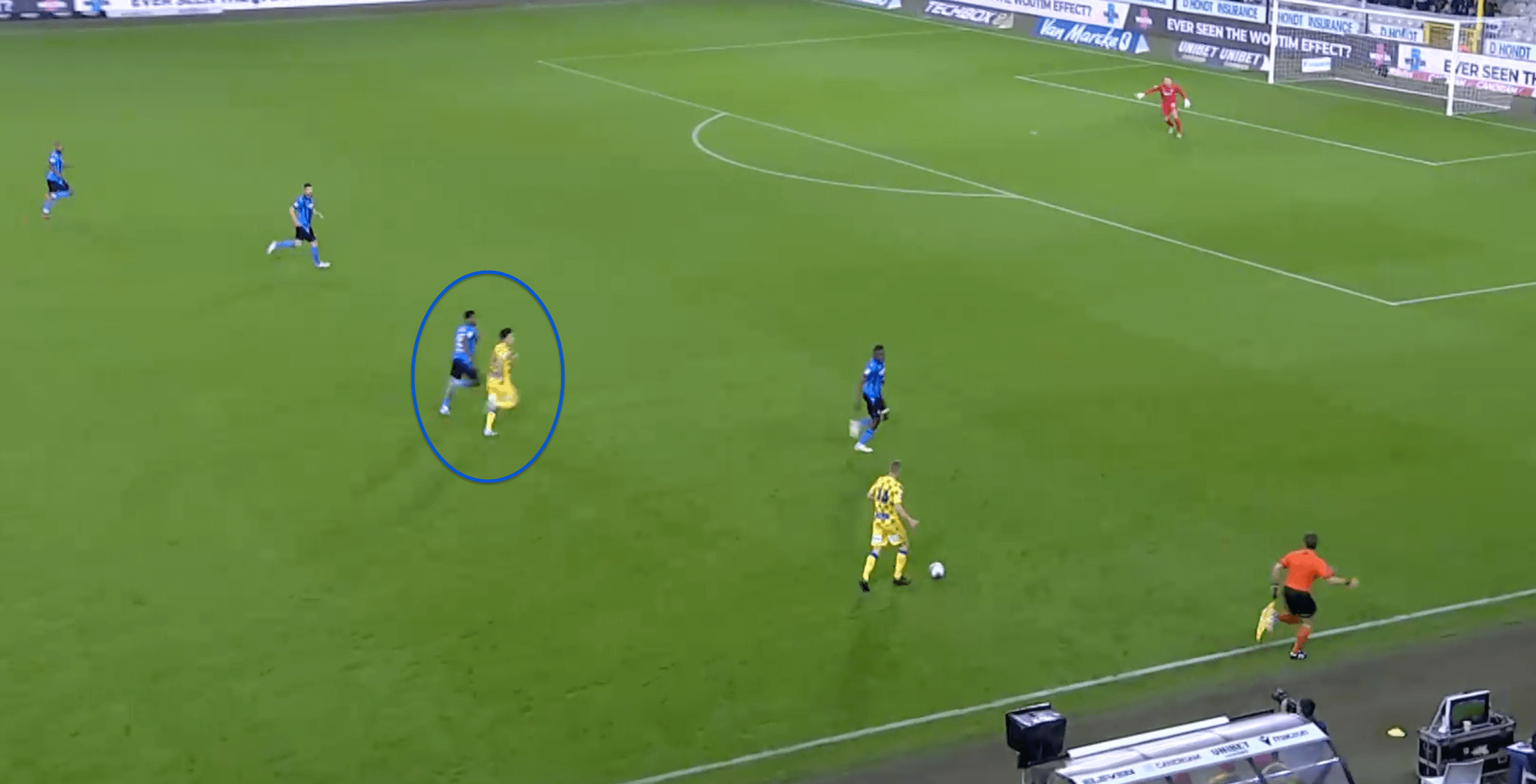 Raphael Onyedika at Club Brugge 2022 - scout report tactical analysis tactics